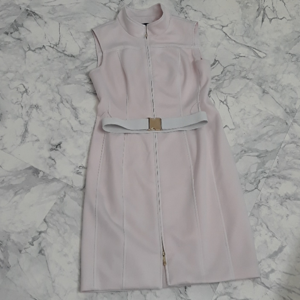 Tommy Hilfiger One of a kind zipper dresswith belt